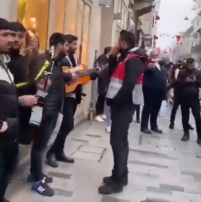 KURD HALKININ KÜLTÜRÜNÜ TÜRKÇELEŞTİRİP, KURDÇEYİ YASAKLAYAN BARBAR ZİHNİYET