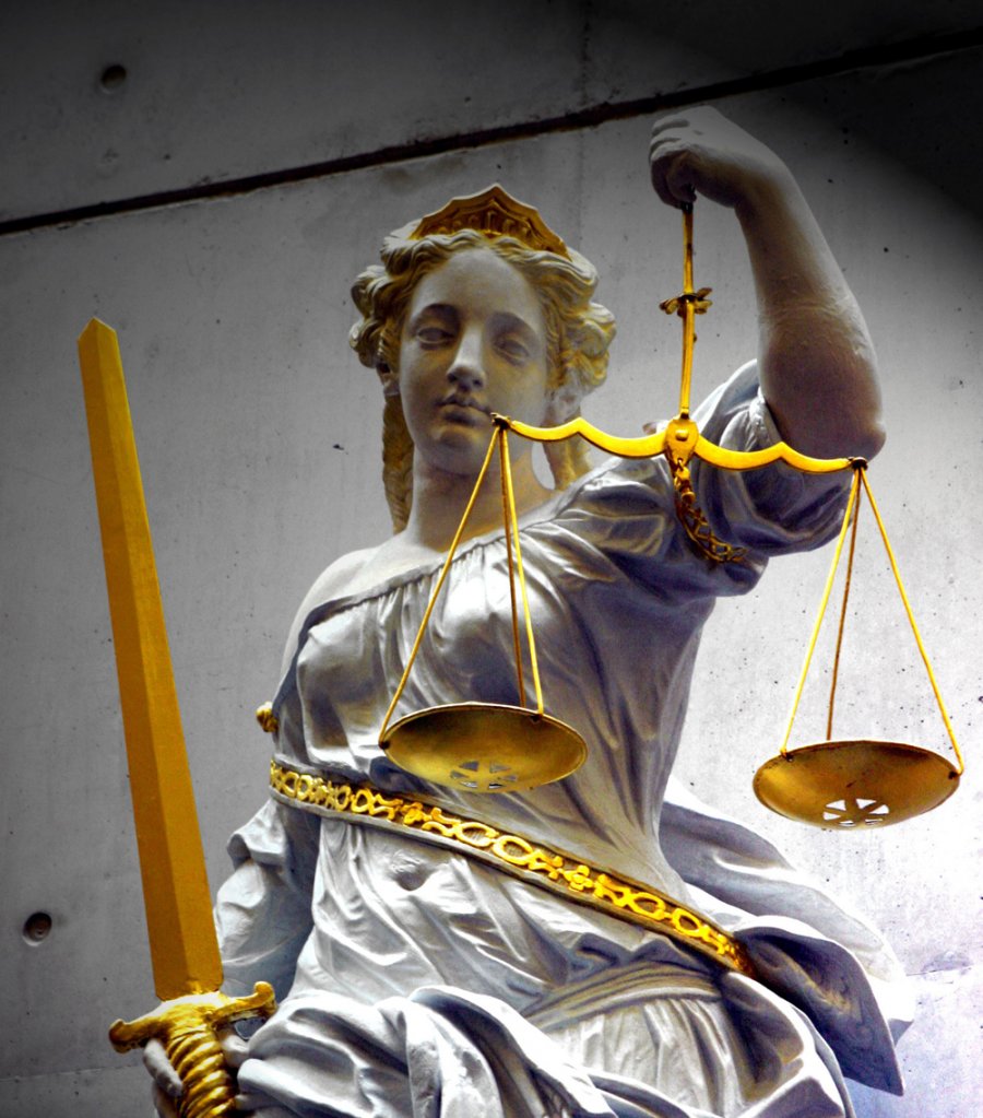 Does justice exist in Holland?