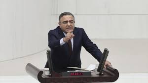 KORKAKLIKLA, FIRSATÇILIKLA VE ÇİRKİN SALDIRILARA KARŞI BOYUN EĞMEKLE SİYASETTE BAŞARILI OLAMAYACAKLARINI BİLMELİDİRLER